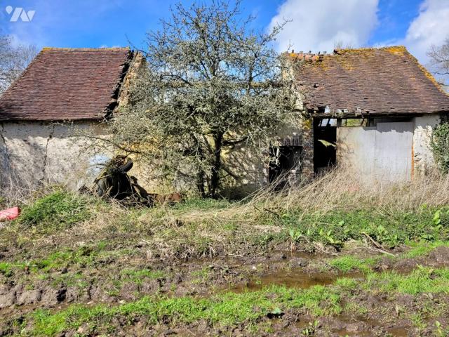 Maison en vente à Ferté Vidame, Centre Val de Loire, 127200€