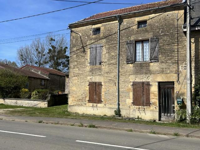 Maison en vente à Ferté sur Chiers, Grand Est, 30000€