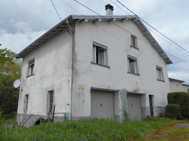 Maison en vente à Fontenoy le Château, Grand Est, 60000€