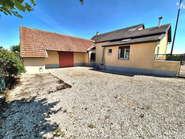 Maison en vente à Fontette, Grand Est, 90100€