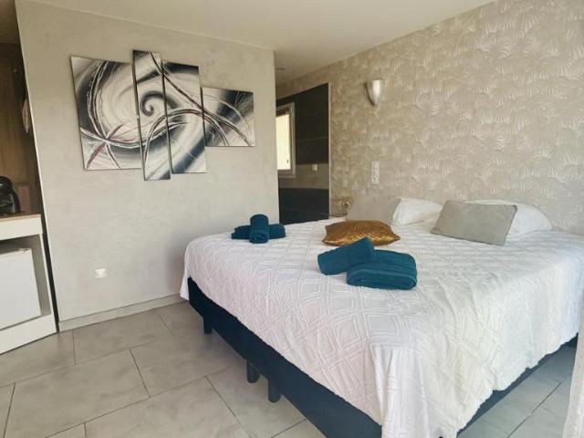 Maison en vente à Forcalquier, Provence Alpes Côte d'Azur, 480000€