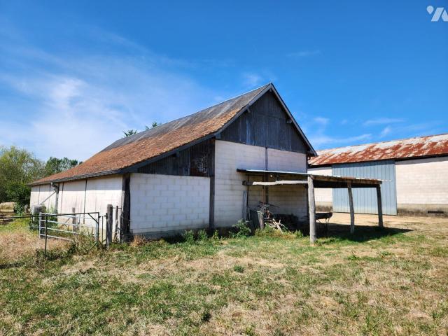 Maison en vente à Flèche, Pays de la Loire, 303920€