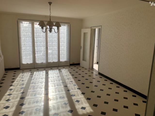 Maison en vente à Francastel, Hauts de France, 166172€