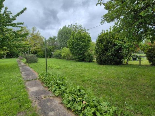 Maison en vente à Genevraye, Île de France, 150000€