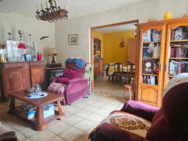 Maison en vente à Gommecourt, Île de France, 170000€