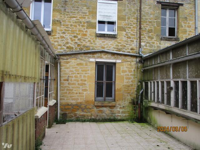Maison en vente à Grandpré, Grand Est, 70000€