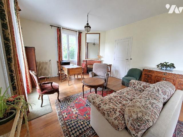 Maison en vente à Guiscard, Hauts de France, 215000€