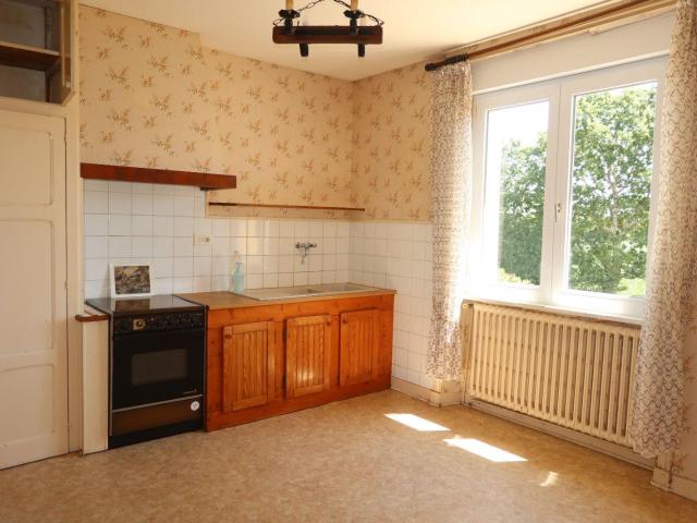 Maison en vente à Hanvec, Bretagne, 136120€