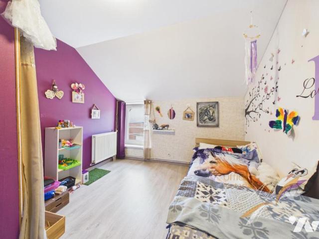 Maison en vente à Hautmont, Hauts de France, 163250€
