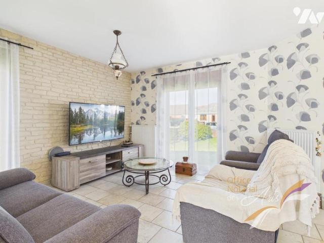 Maison en vente à Hautmont, Hauts de France, 394600€