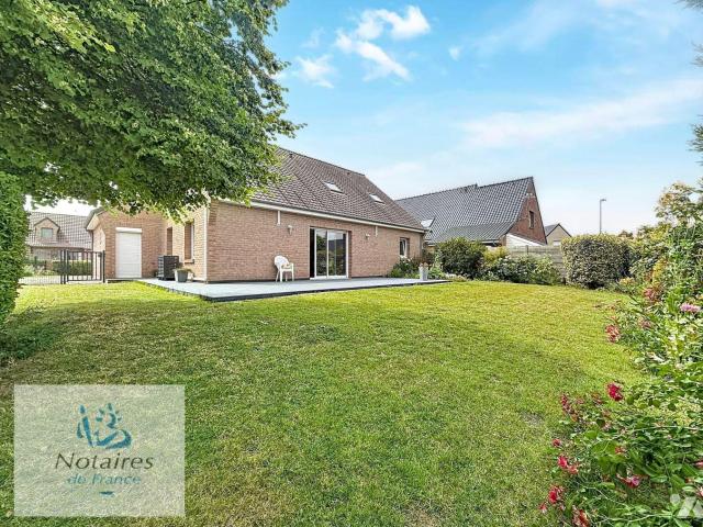 Maison en vente à Hazebrouck, Hauts de France, 374900€