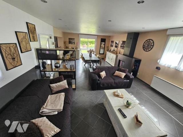 Maison en vente à Hédauville, Hauts de France, 625200€