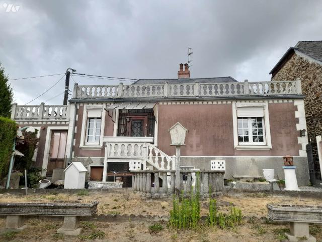 Maison en vente à Hirson, Hauts de France, 42800€