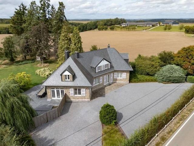 Maison en Vente à Houyet