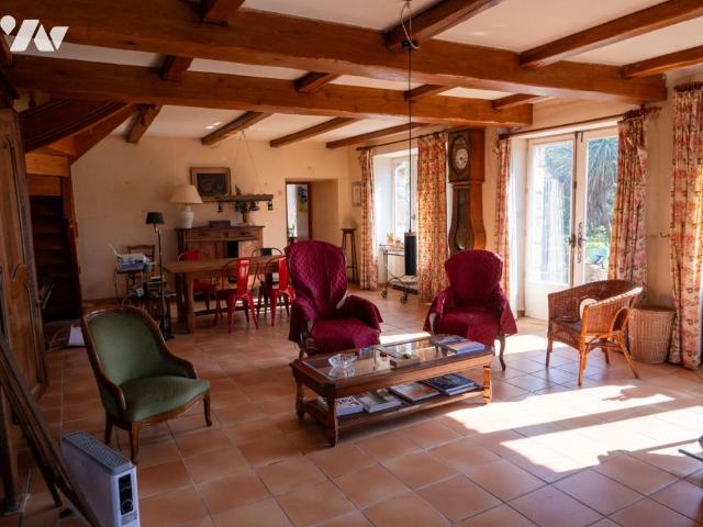 Maison en vente à Île de Bréhat, Bretagne, 1700 €