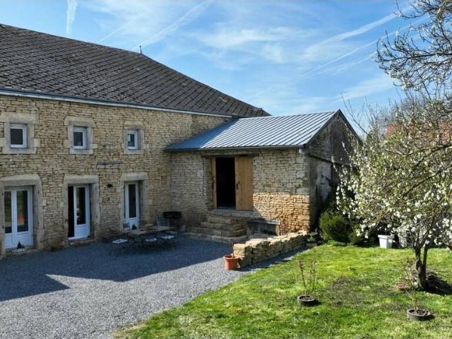 Maison en Vente à Jametz