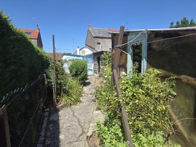 Maison en vente à Jeumont, Hauts de France, 69250€
