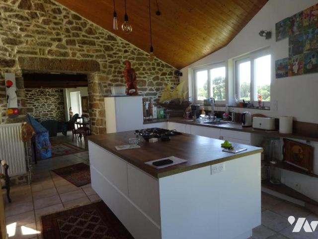Maison en vente à Lampaul Ploudalmézeau, Bretagne, 363800€