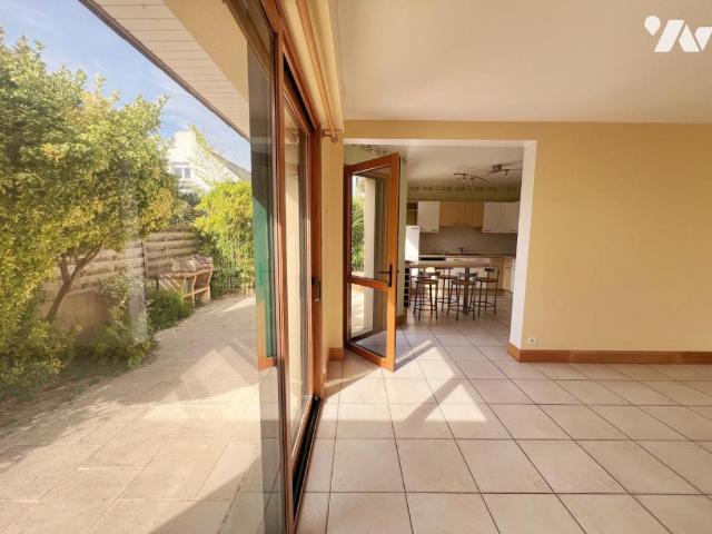 Maison en vente à Langueux, Bretagne, 342640€
