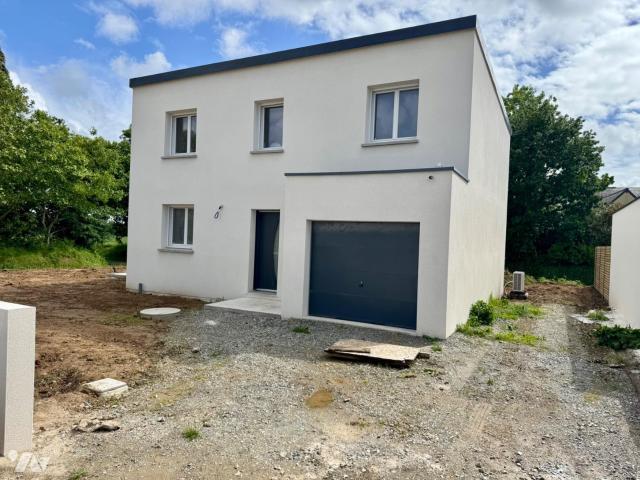 Maison en vente à Lannilis, Bretagne, 340000€