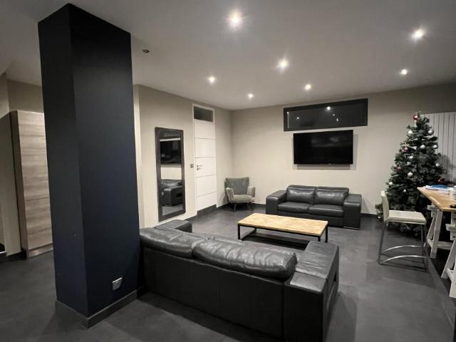 Maison en vente à Laval, Pays de la Loire, 482080€