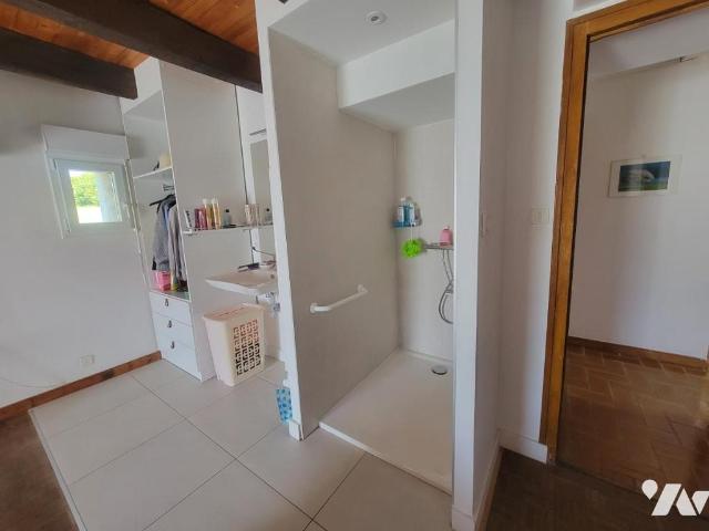 Maison en vente à Laz, Bretagne, 241980€