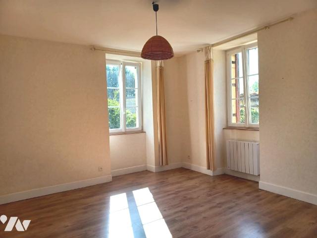 Maison en vente à Lerné, Centre Val de Loire, 204400€