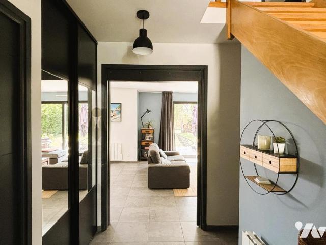 Maison en vente à Lesquin, Hauts de France, 595000€