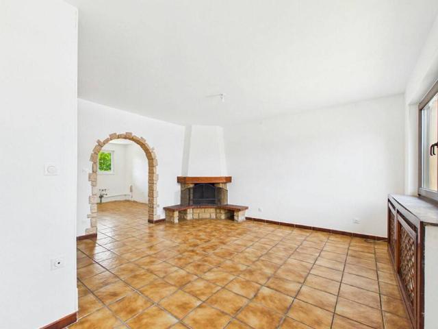 Maison en Vente à L'Hôpital