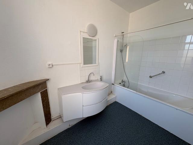 Maison en vente à Lille, Hauts de France, 240000€