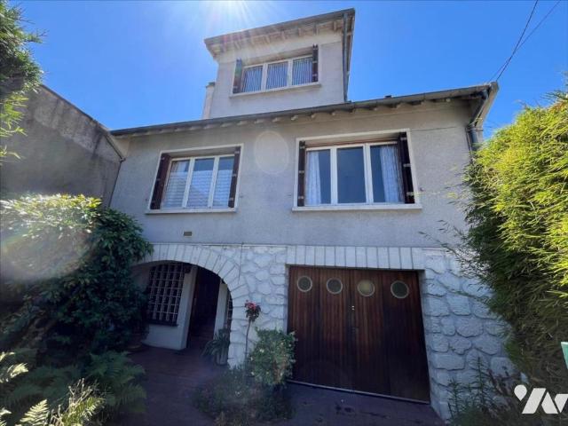 Maison en vente à Livry Gargan, Île de France, 263500€