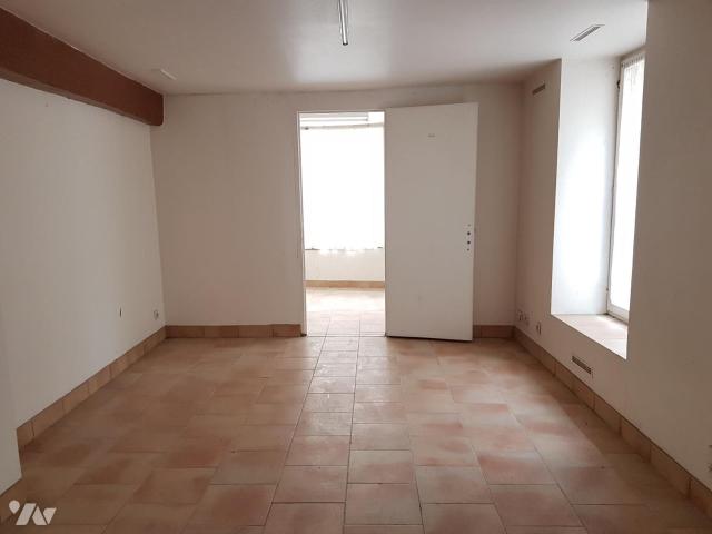 Maison en vente à Longny les Villages, Normandie, 45000€