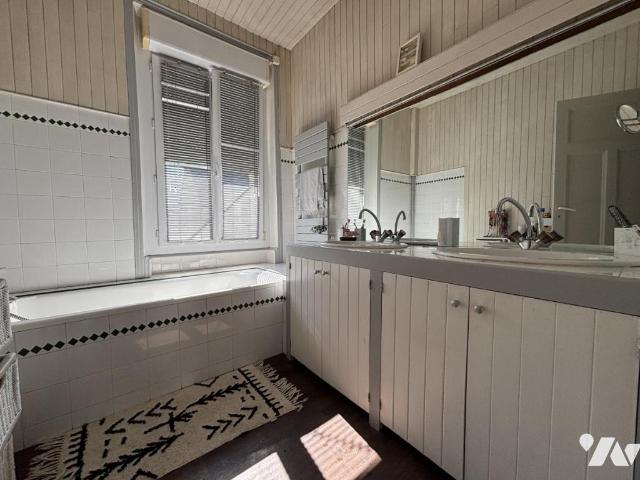 Maison en vente à Lorient, Bretagne, 499000€