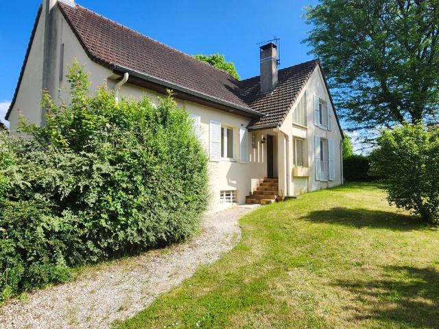 Maison en vente à Louhans, Bourgogne Franche Comté, 210001€