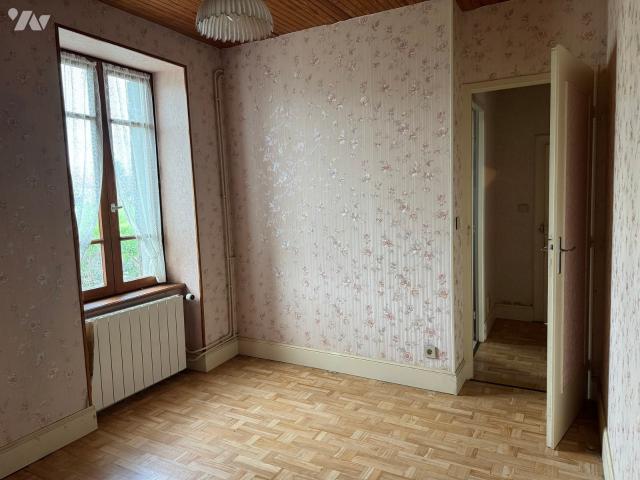 Maison en vente à Malicorne, Auvergne Rhône Alpes, 62000€