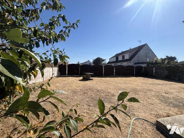 Maison en vente à Marck, Hauts de France, 228800€