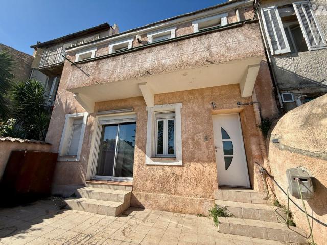 Maison en vente à Marseille 3e Arrondissement, Provence Alpes Côte d'Azur, 220000€