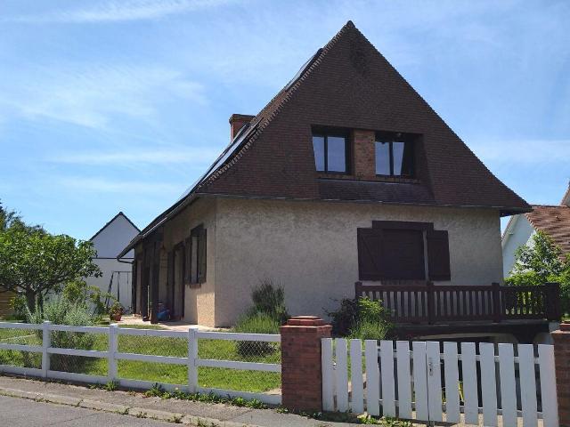 Maison en vente à Mesnil Esnard, Normandie, 441000€