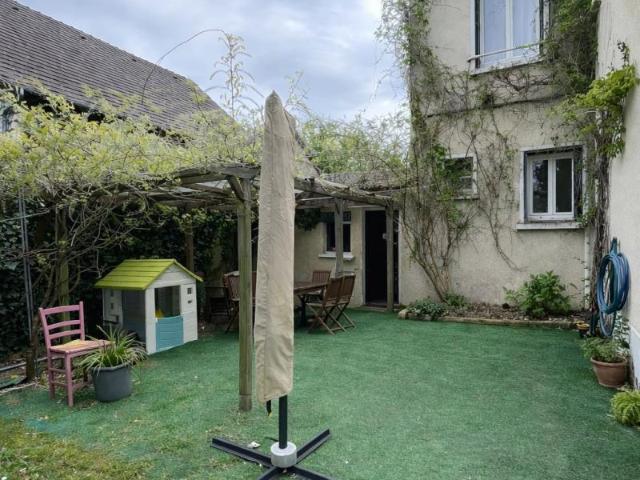 Maison en vente à Montigny sur Loing, Île de France, 475000€