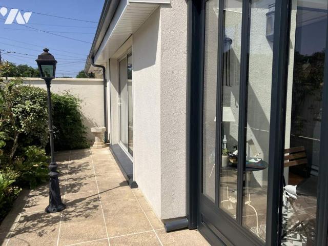 Maison en vente à Monts, Centre Val de Loire, 245140€