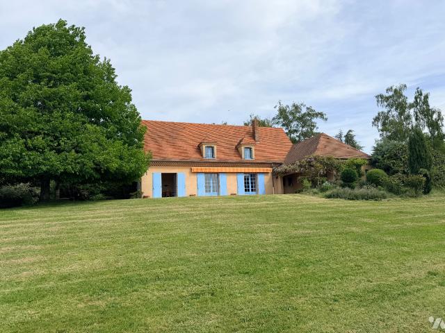 Maison en vente à Molles, Auvergne Rhône Alpes, 399000€