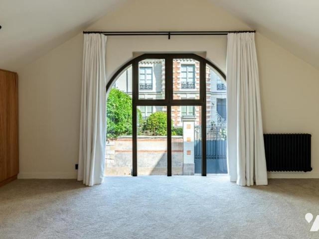 Maison en vente à Nantes, Pays de la Loire, 1750 €