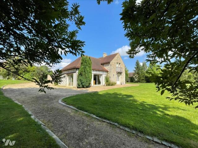 Maison en vente à Nécy, Normandie, 725679€