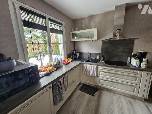 Maison en vente à Neuville lès Bray, Hauts de France, 140670€