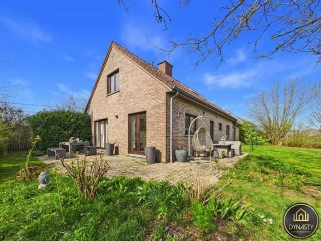 Maison en Vente à Neufchateau