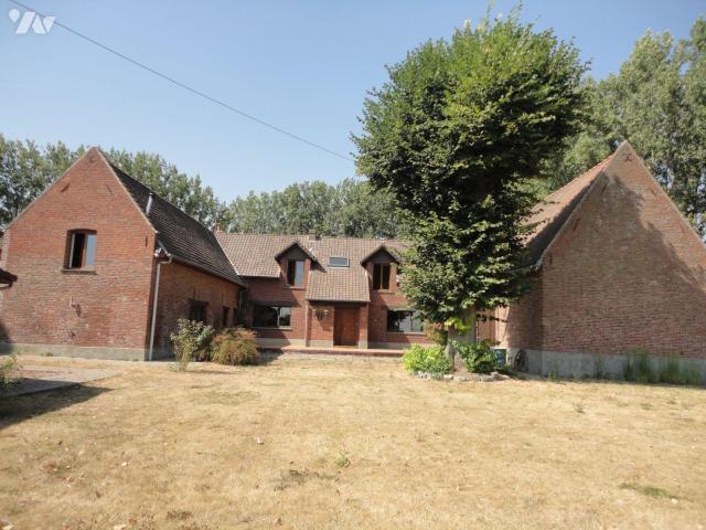 Maison en vente à Nieppe, Hauts de France, 725000€