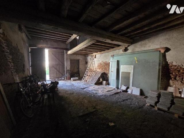 Maison en vente à Nolay, Bourgogne Franche Comté, 35000€