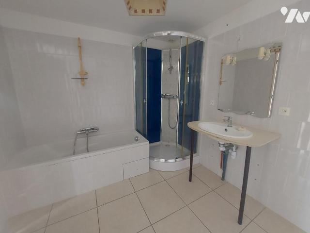 Maison en vente à Nostang, Bretagne, 208640€