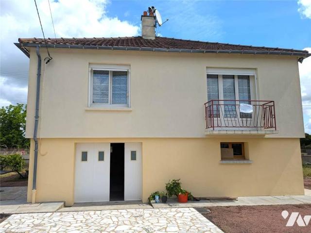 Maison en vente à Nouâtre, Centre Val de Loire, 105000€