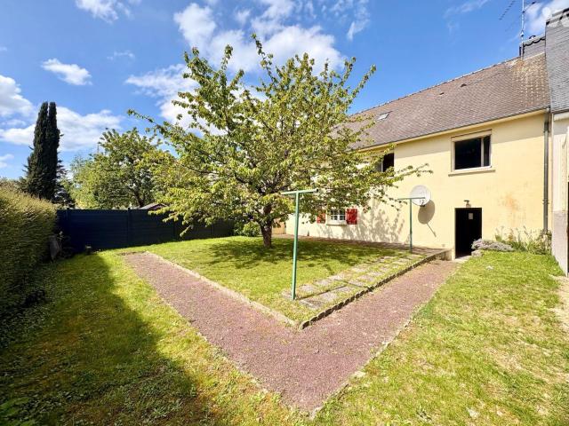 Maison en vente à Noyal Châtillon sur Seiche, Bretagne, 229240€